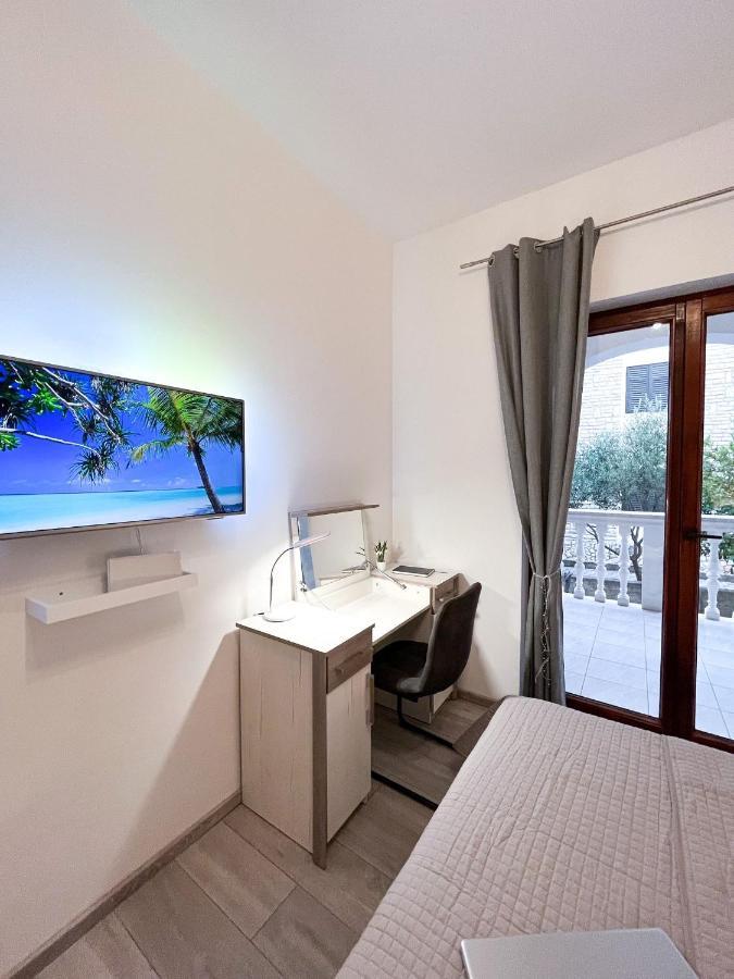 Apartments T&T Trogir Exterior photo
